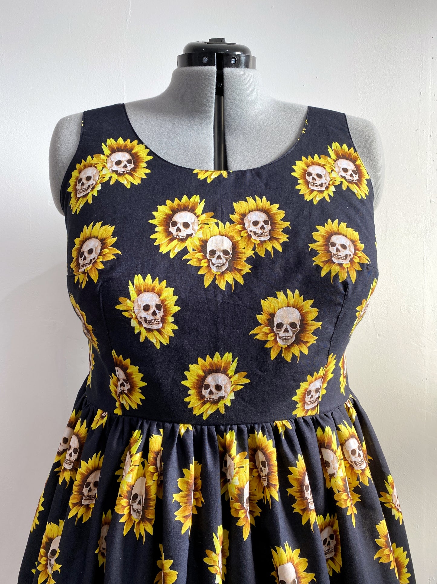 Skullflower Dress